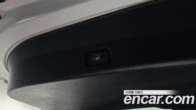 Ford Explorer 2019 thumb 12