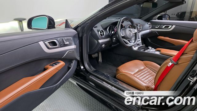Mercedes-Benz SL 2019 thumb 10