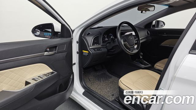 Hyundai Avante 2016 thumb 11