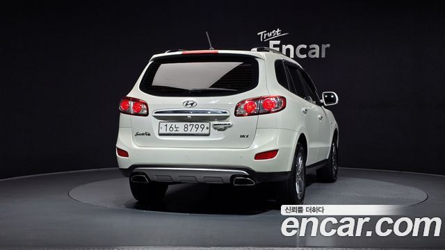 Hyundai Santa Fe 2012 thumb 4