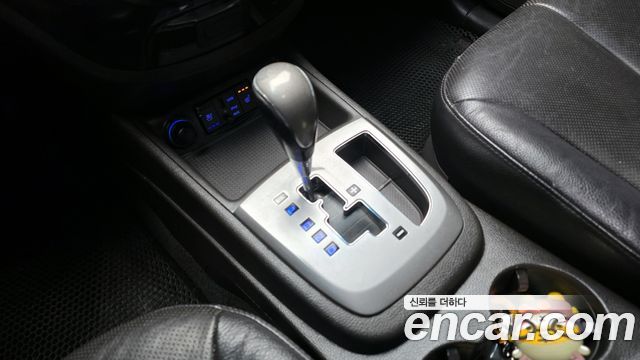 Hyundai Santa Fe 2012 thumb 9