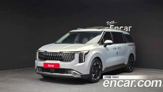 Kia Carnival 2023 thumb 2