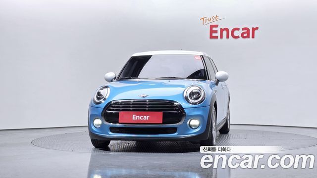 Mini Hatch 2019 thumb 4