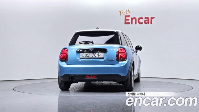 Mini Hatch 2019 thumb 5