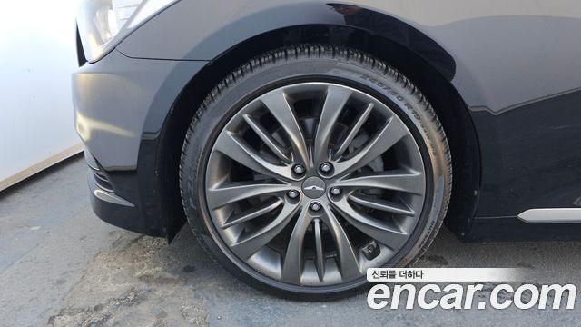 Hyundai Genesis 2016 thumb 6