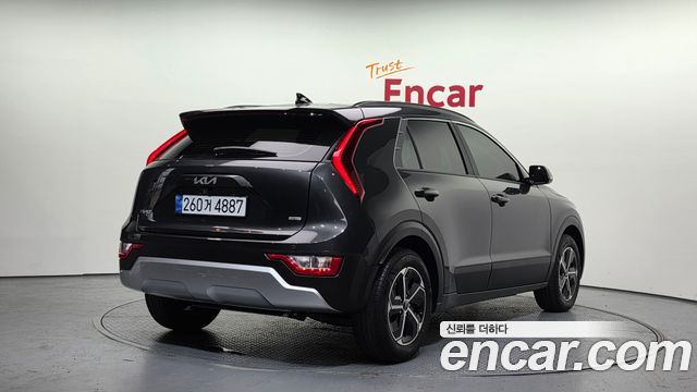 Kia Niro 2025 thumb 3