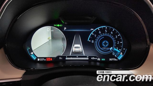 Genesis GV70 2022 thumb 8