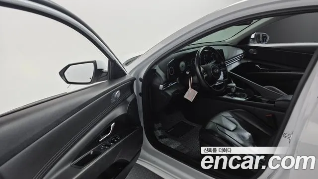 Hyundai Avante 2021 thumb 8