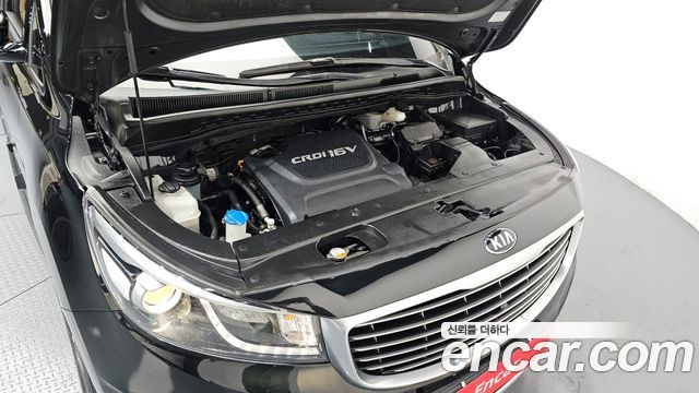 Kia Carnival 2016 thumb 7