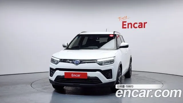 SsangYong Tivoli 2022 thumb 3
