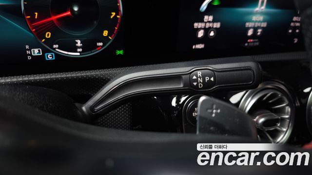 Mercedes-Benz CLA 2020 thumb 10
