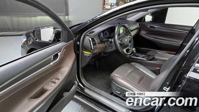 Hyundai Grandeur 2017 thumb 11
