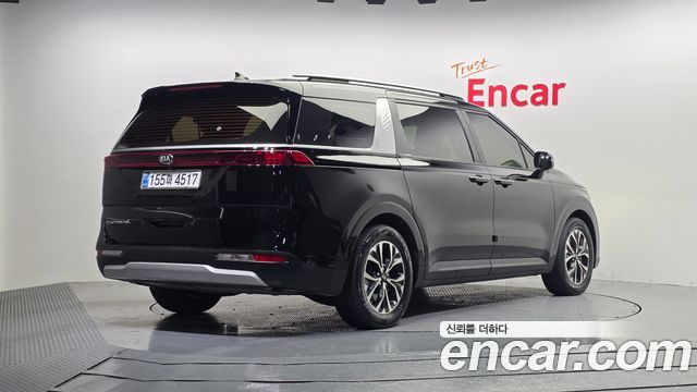 Kia Carnival 2021 thumb 3