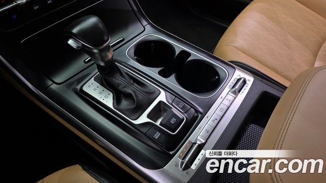 Kia Carnival 2021 thumb 9