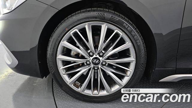 Hyundai Grandeur 2018 thumb 6