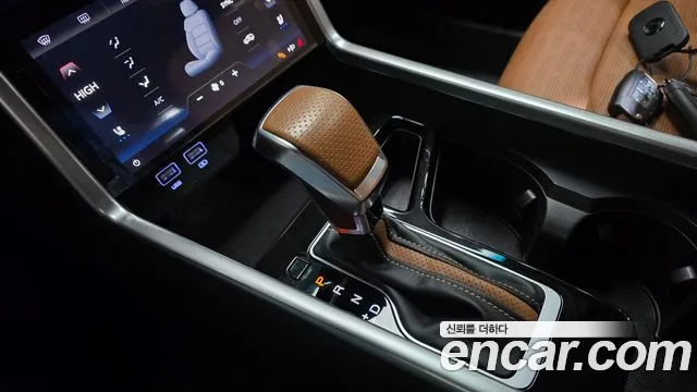 SsangYong Torres 2024 thumb 10