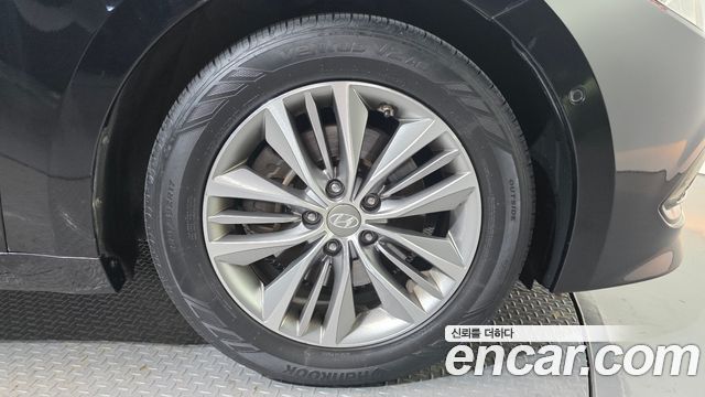 Hyundai Grandeur 2015 thumb 5