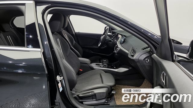BMW 1 серии 2021 thumb 10