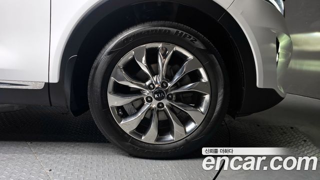Kia Sorento 2018 thumb 5