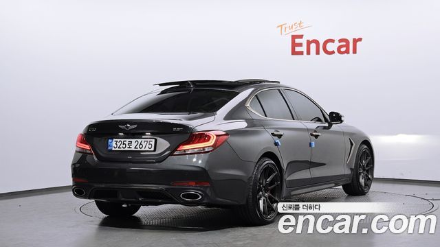 Genesis G70 2019 thumb 3