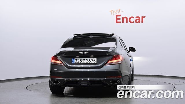 Genesis G70 2019 thumb 5