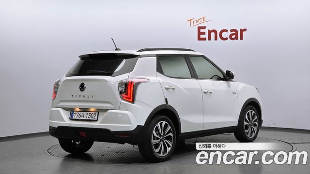 SsangYong Tivoli 2020 thumb 3