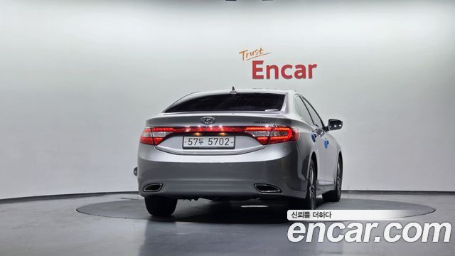 Hyundai Grandeur 2013 thumb 4