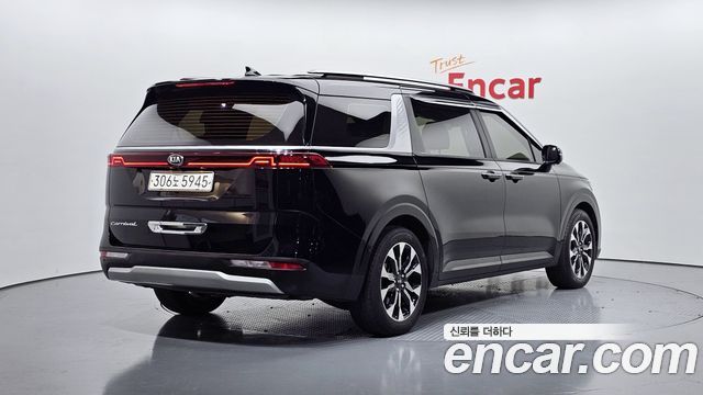 Kia Carnival 2020 thumb 3
