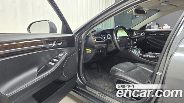 Genesis G90 2019 thumb 11