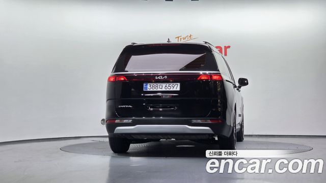 Kia Carnival 2022 thumb 4