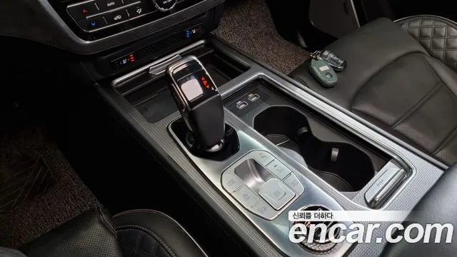 SsangYong Rexton 2020 thumb 10