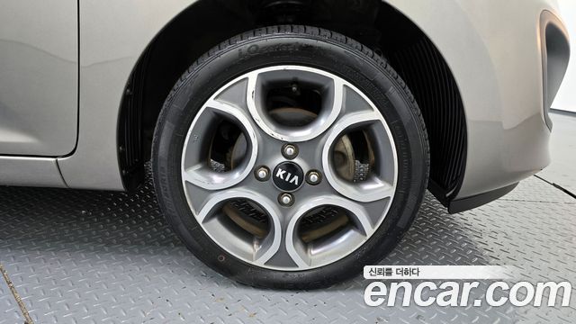 Kia Morning 2012 thumb 6