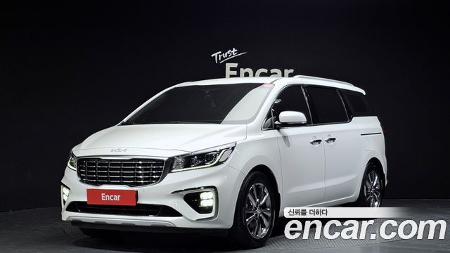 Kia Carnival 2018 thumb 2