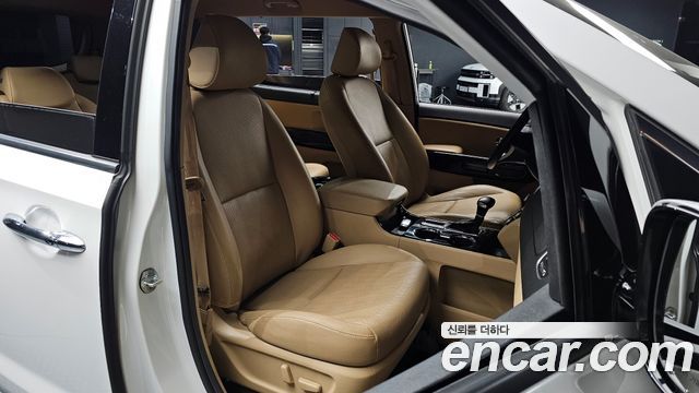 Kia Carnival 2018 thumb 10