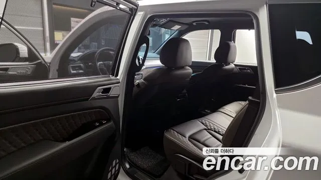 SsangYong Rexton 2023 thumb 12