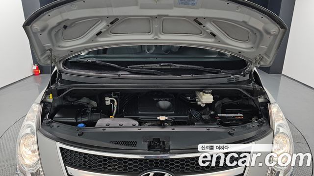 Hyundai Starex 2014 thumb 7