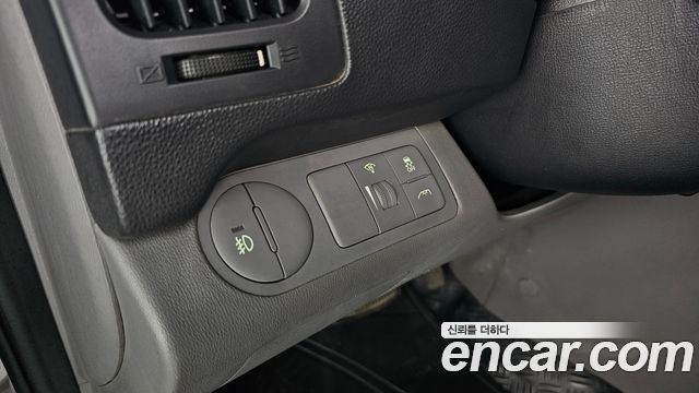 Hyundai Starex 2014 thumb 11