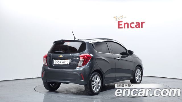 Chevrolet Spark 2020 thumb 2