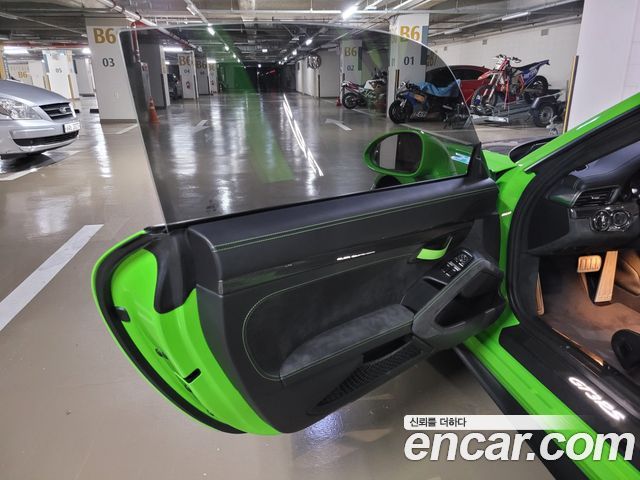 Porsche 911 2019 thumb 11