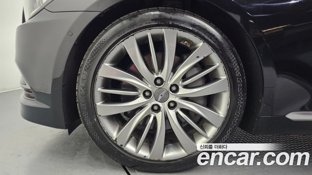 Hyundai Genesis 2016 thumb 6