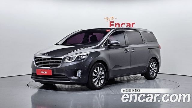 Kia Carnival 2017 thumb 2