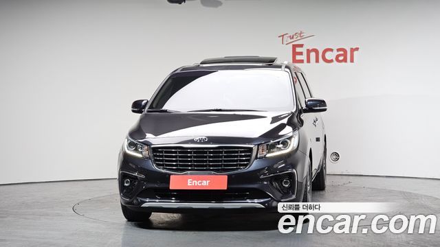 Kia Carnival 2018 thumb 4
