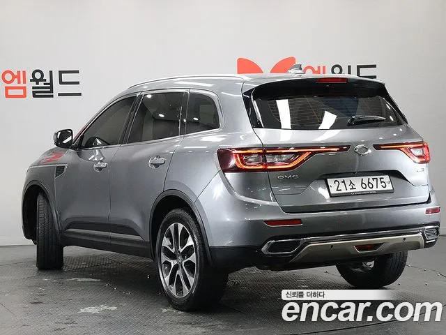 Renault-KoreaSamsung Koleos 2017 thumb 4