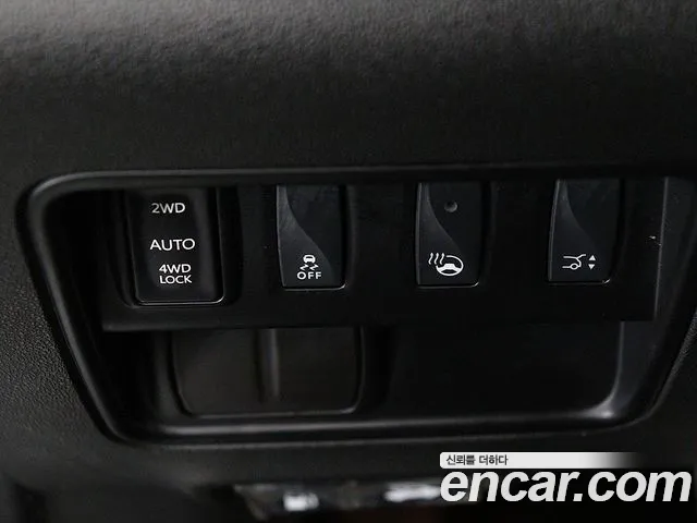 Renault-KoreaSamsung Koleos 2017 thumb 10