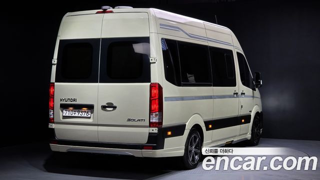 Hyundai Staria 2017 thumb 3