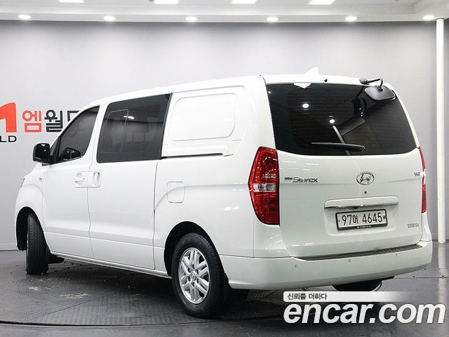 Hyundai Starex 2021 thumb 4