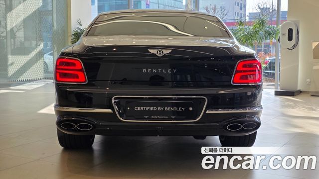 Bentley Flying Spur 2024 thumb 5