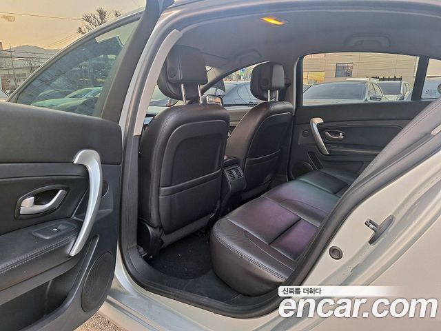 Renault Korea SM5 2013 thumb 9