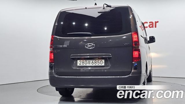 Hyundai Starex 2019 thumb 4