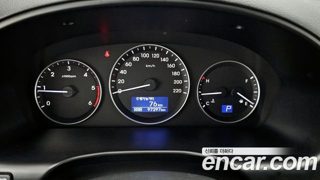 Hyundai Starex 2019 thumb 8
